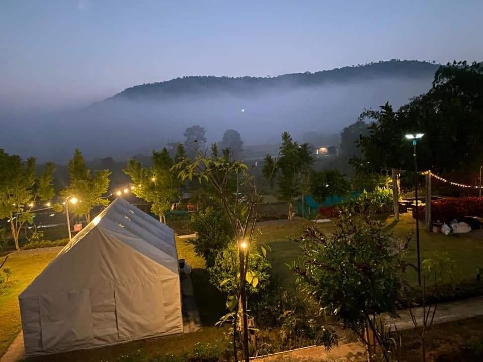 Lys I Dalen Resort&Camping Amphoe Amphoe Khao Kho Exterior foto
